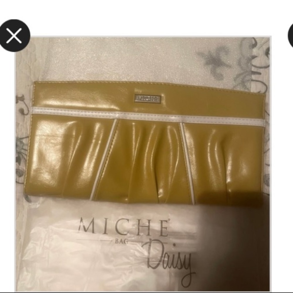 Miche Gold Classic Shell - Daisy